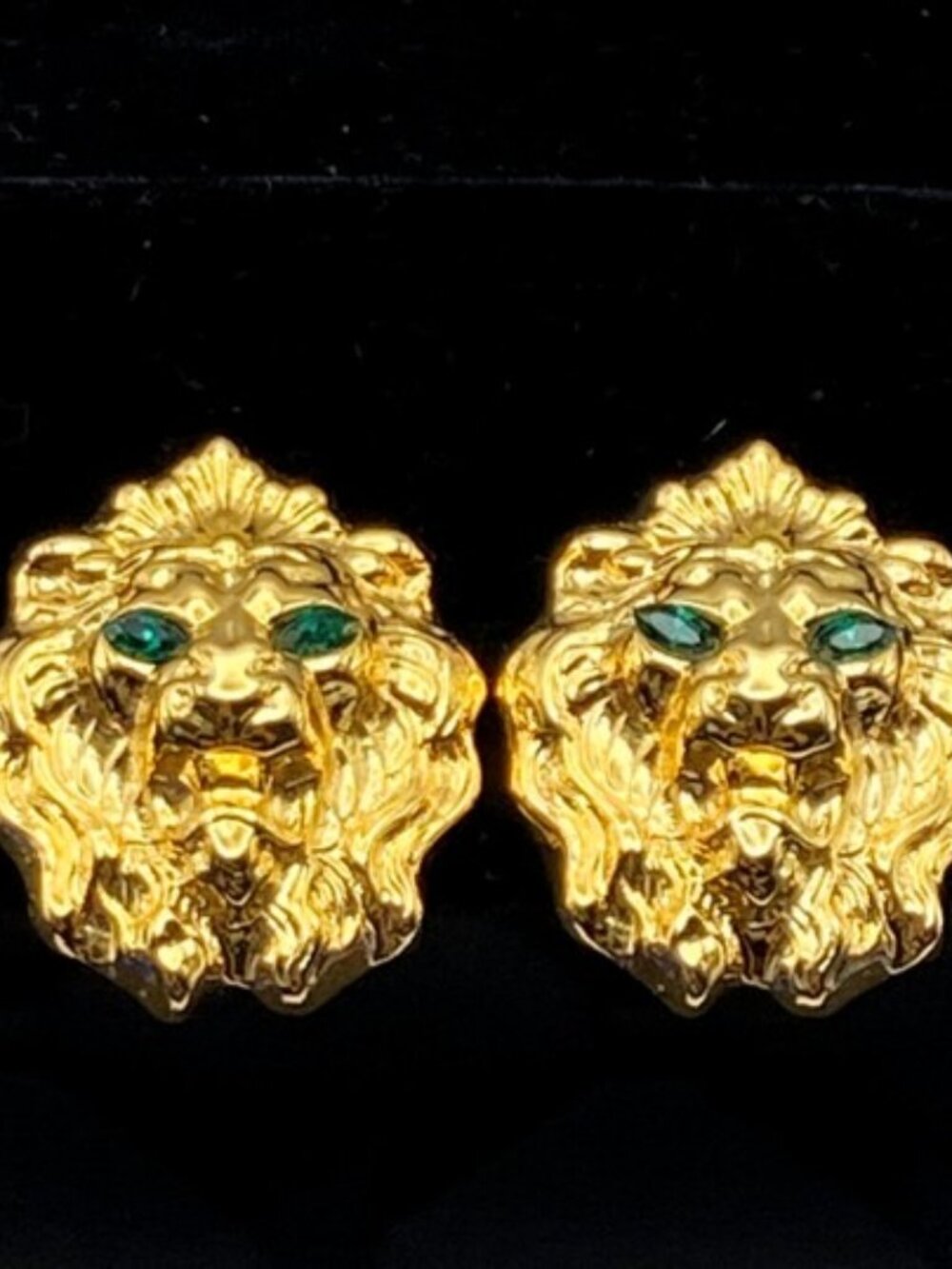 80s Cindy Adams Lion Head Clip Earrings Gold Plated Green Rhinestone Eyes Signed
